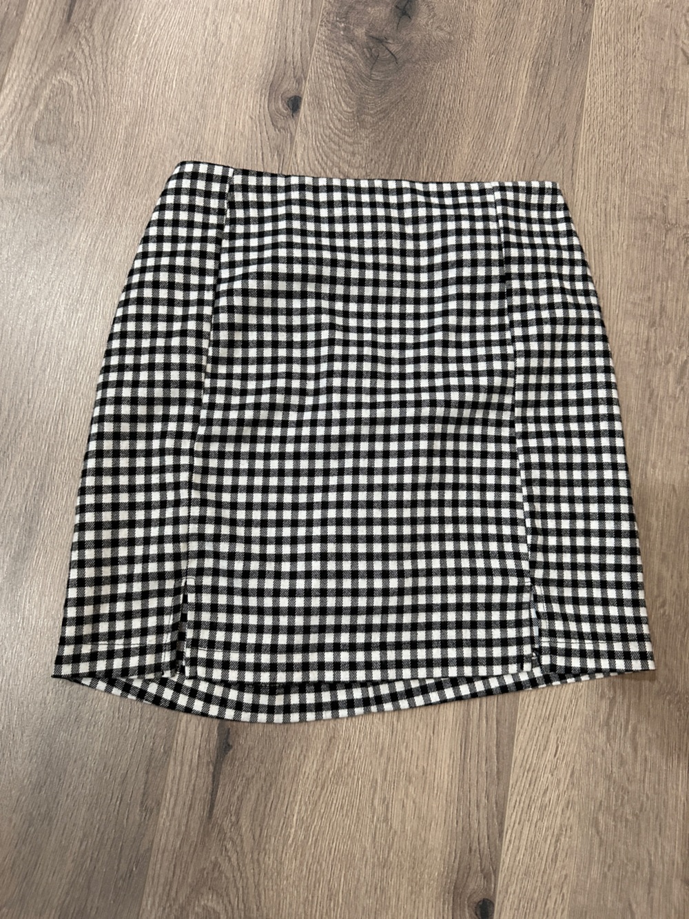 love on a hanger Black and White Gingham Women’s Skirt